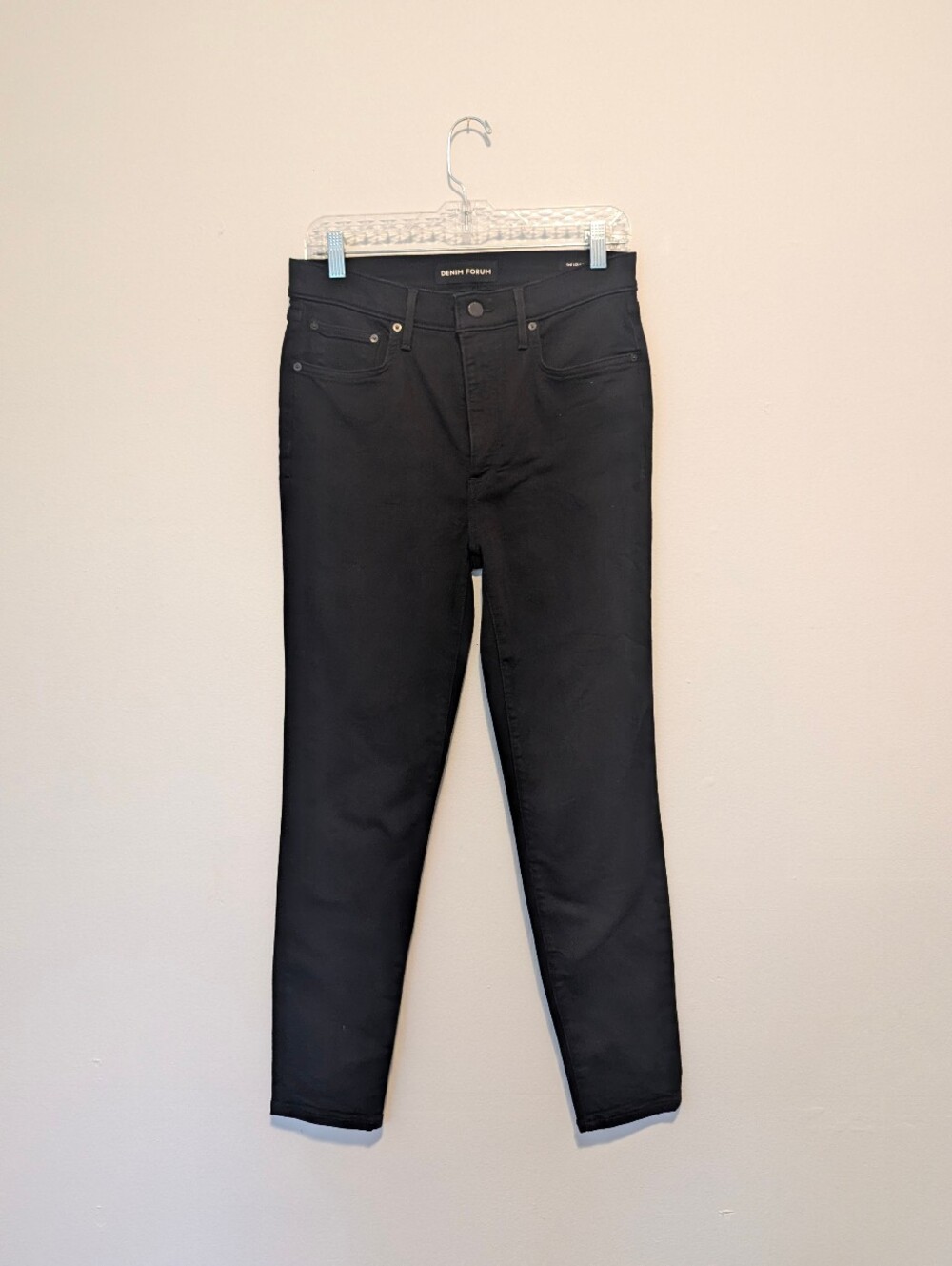 ARITZIA Denim Forum High Rise Jeans 28L Black Minimalist Chic Dark Academia 30